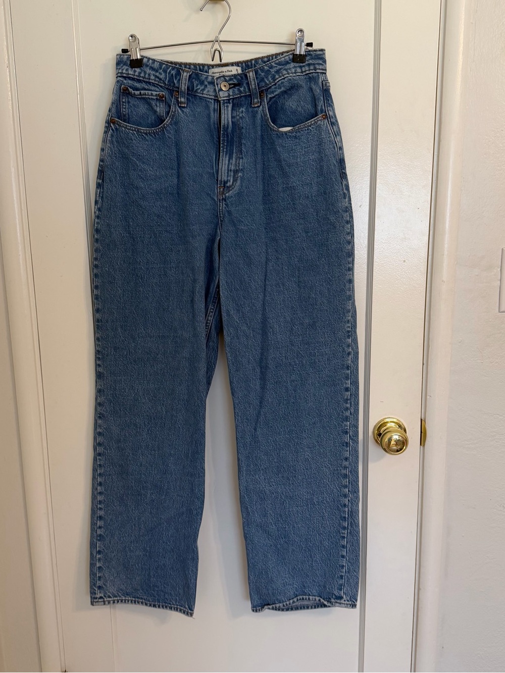 Abercrombie & Fitch | The Loose Jeans | 28/6L | High Rise